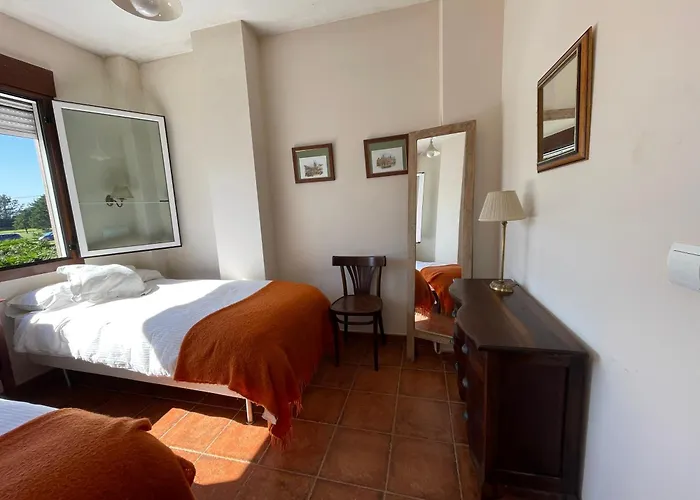 Casa Santa Marta * Педренья