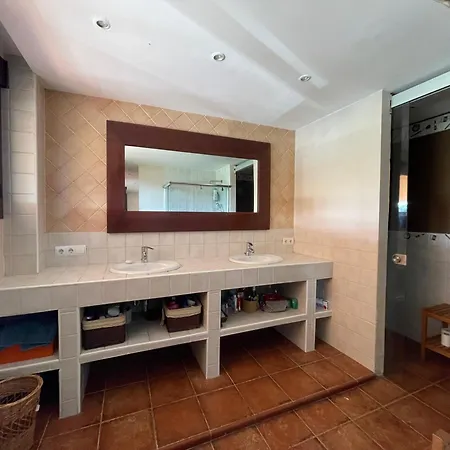 Casa Santa Marta Nyaraló Pedreña